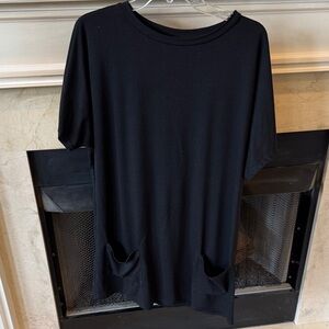 Black Short Sleeve Tunic/Pockets size L. Worn several times. Listing 9796